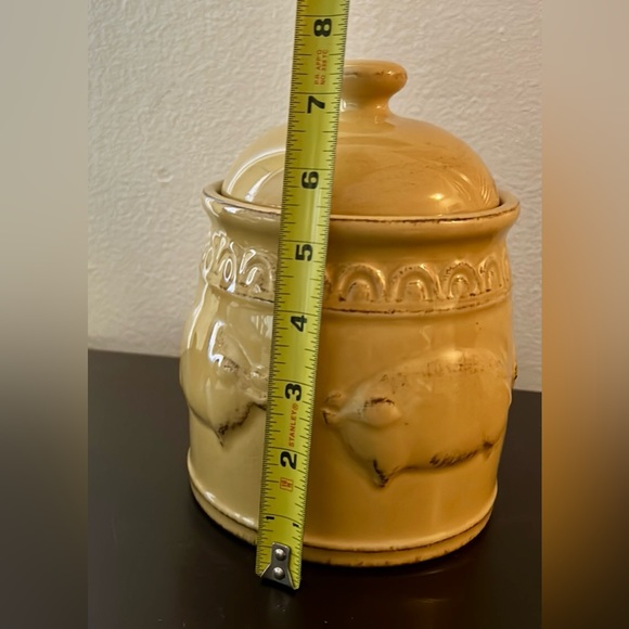 Sealed Vintage, canister with pigs. 7.5” with lid on. - Picture 8 of 10